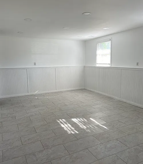 14218 Windsor St — Photo 3