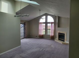 4052 Saint Andrews Ct APT 5, Canfield, OH 44406