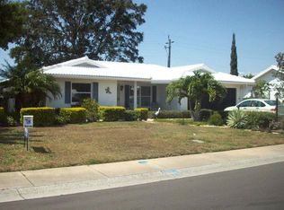 4207 Lakewood Ave, Bradenton, FL 34208