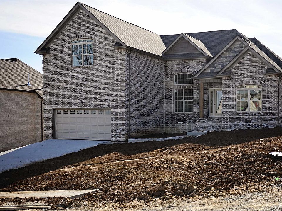1st image of 713 Burgundy Dr