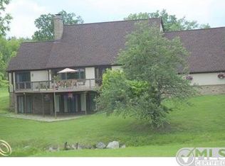 6779 Loper Dr, Plymouth, MI