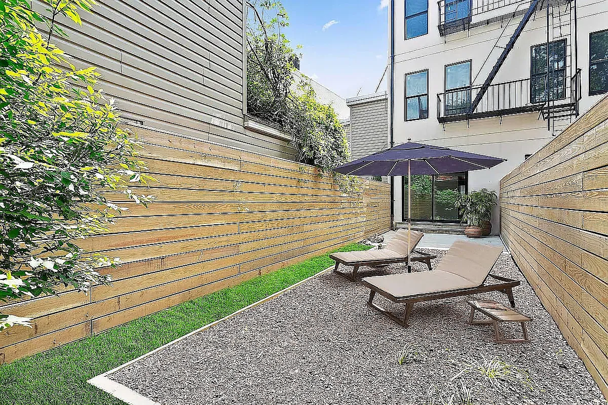 223 Devoe Street — Photo 1