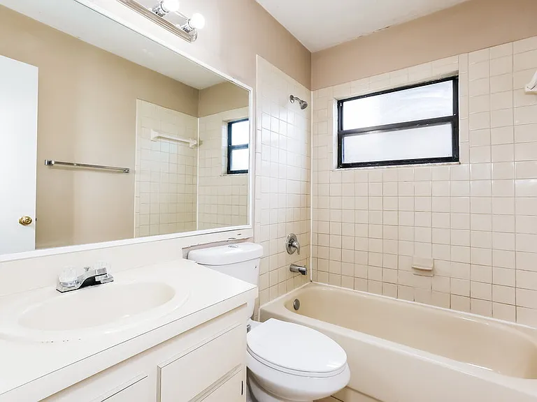 10818 Peppersong Dr — Photo 14