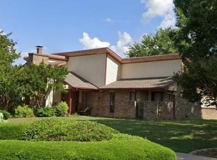1802 Wildwood Dr, Grand Prairie, TX 75050