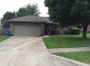 647 S Patterson Ave, Springfield, MO 65802