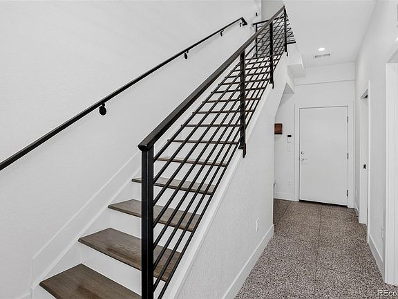 3rd image of 2412 W 44th Avenue