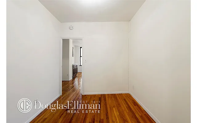 Rented by Douglas Elliman | media 21