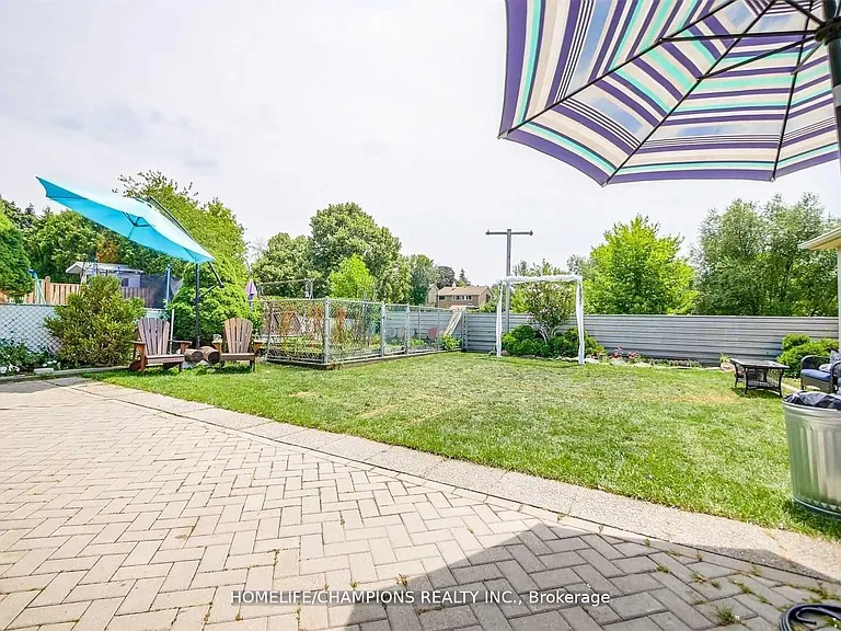 65 Whitburn Cres #2 — Photo 14