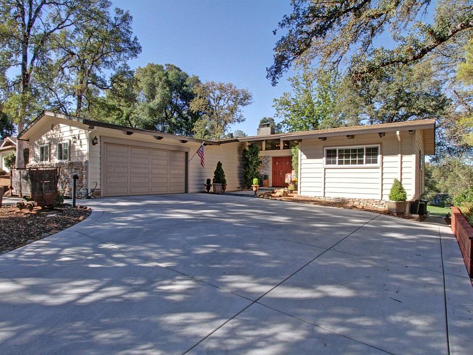 1st image of 12807 Torrey Pines Dr
