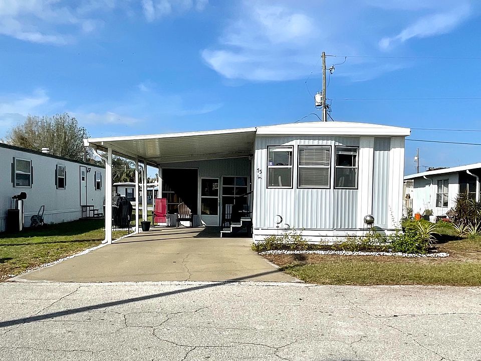 1st image of 75 Charlotte Dr