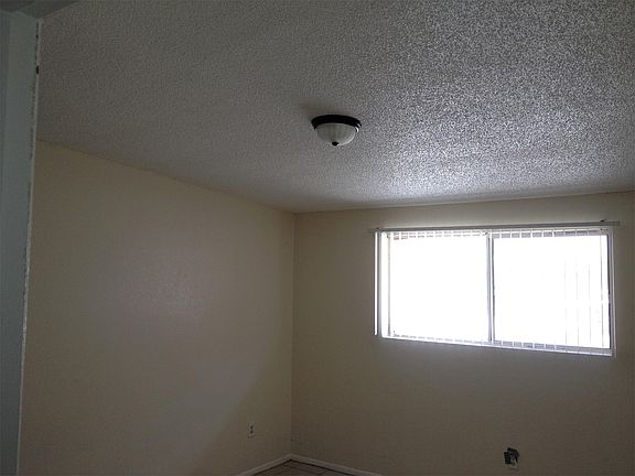 4th image of 1614 E Crown APT C
