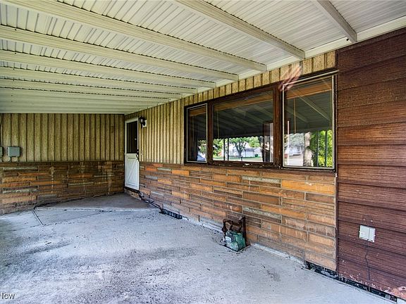 2nd image of 05565 Columbia Dr