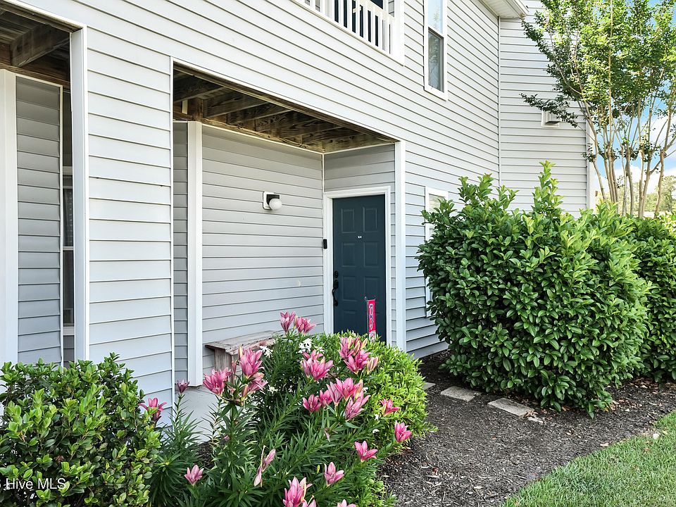 1st image of 4148 Breezewood Drive Apt 104