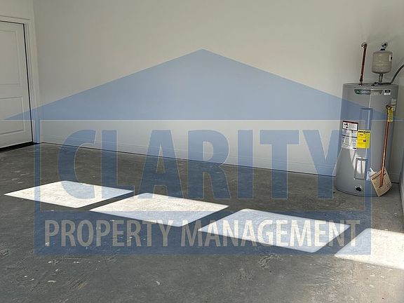4th image of 5034 Solar Ln NW