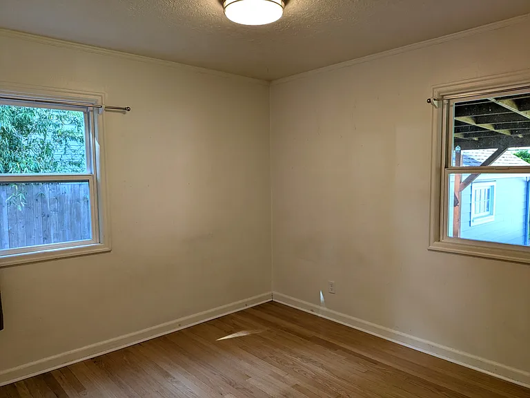 7081 N University Ave — Photo 9