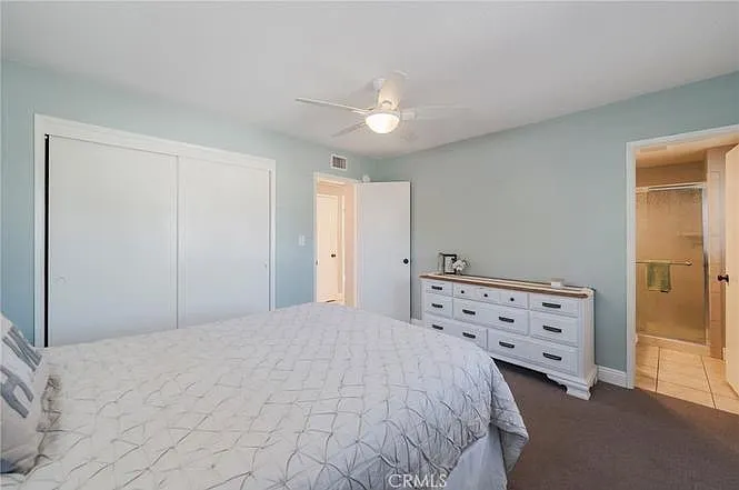 2436 E Tryon Ave — Photo 23