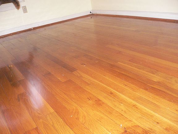 Hardwood floors in 3 rooms