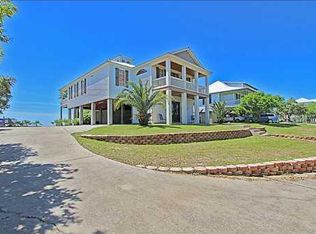 7109 Belle Fontaine Dr, Ocean Springs, MS 39564