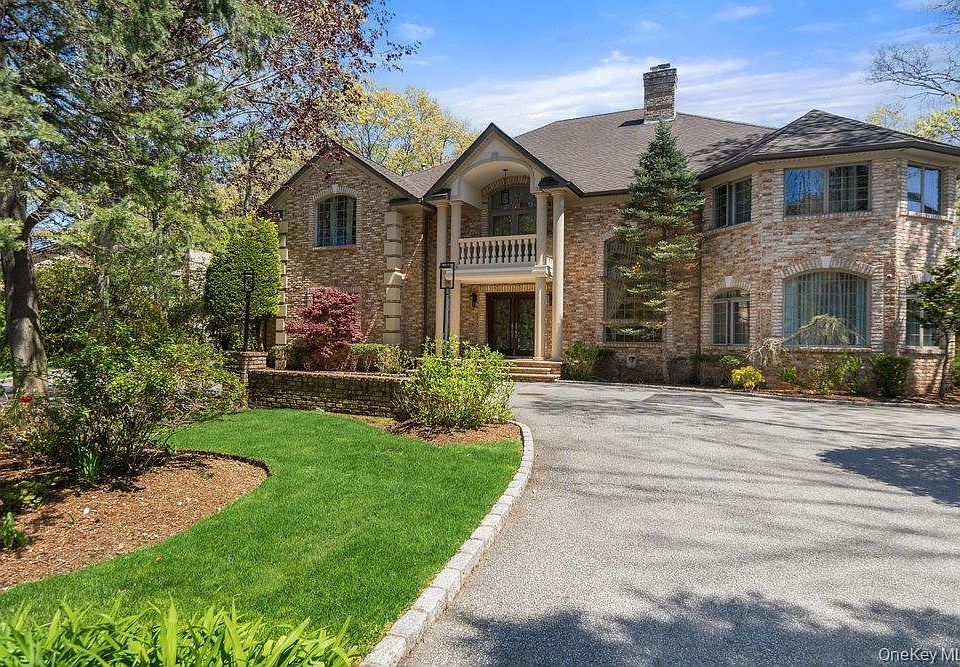 1st image of 10 Hart Place