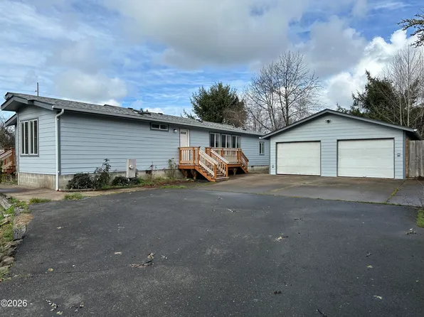 853 SW Siletz River Dr, Siletz, OR 97380