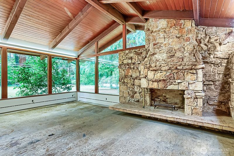 3rd image of 23313 Wachusett Road