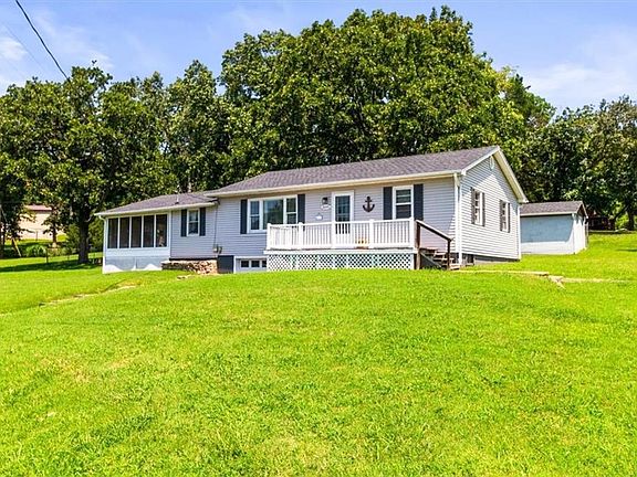 2nd image of 26641 Waterview Dr