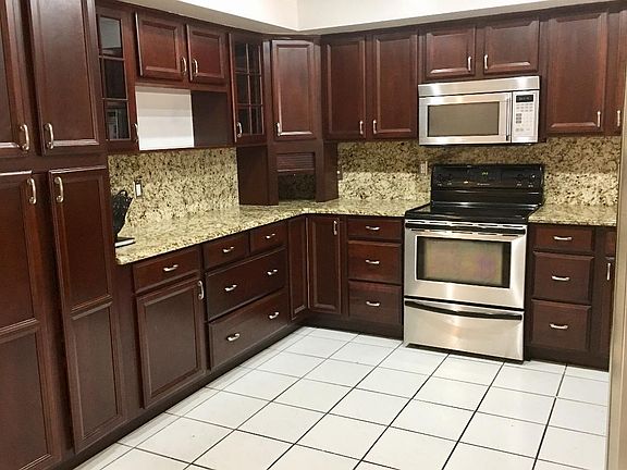 4th image of 2808 N 34th Ave
