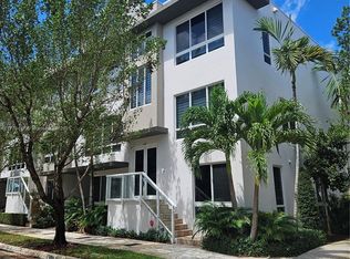 6670 NW 105th Ct, Doral, FL 33178