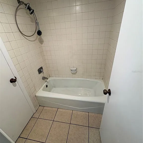 593 Fairways Cir #A — Photo 6