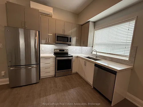 2548 Eglinton Ave W #3 Photo 1