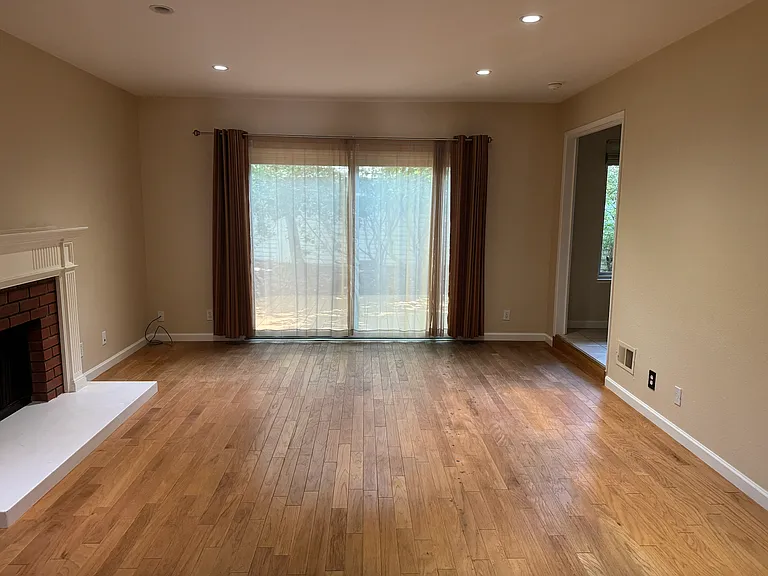 20628 Oak Creek Ln — Photo 14