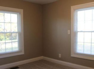 590 Cedar Grove Rd #32, Shepherdsville, KY 40165