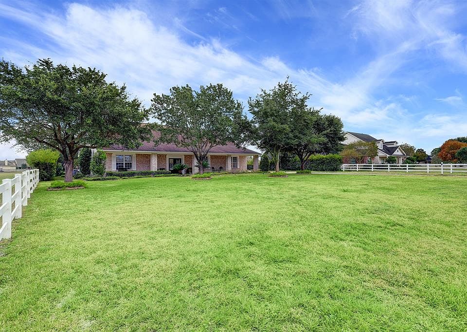 1st image of 1742 Wild Mustang Canyon Ln
