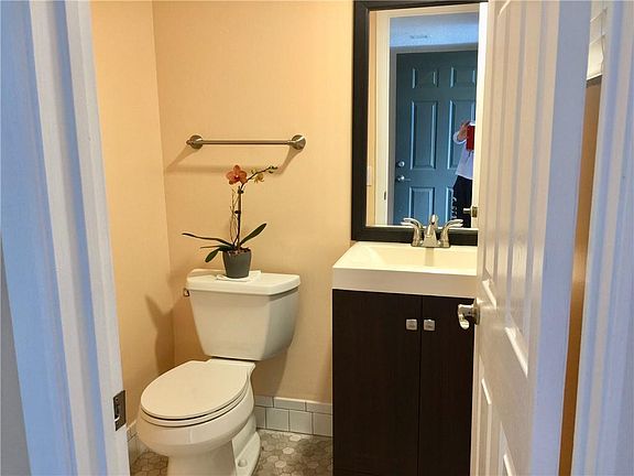 4th image of 8821 Cleary Blvd