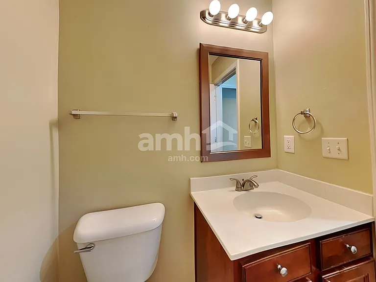 418 Dovetail Cir — Photo 9