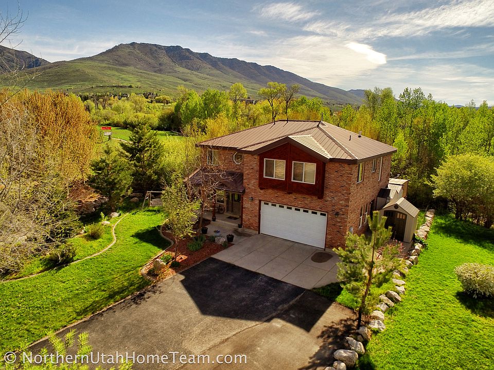 2nd image of 3750 N Patio Springs Dr