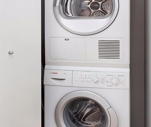 4th image of 425 1st St #0000