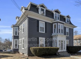72 Linden St APT 202, Reading, MA 01867