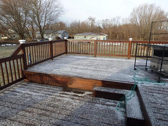 4th image of 2542 Vista Lake Dr