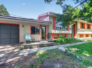 1054 McCrea Rd, Montague, ON K0G1N0