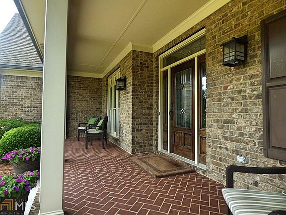 2nd image of 2012 Leola Ln