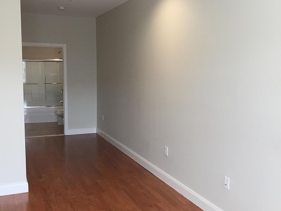 1st image of 28 Goodhue St Unit 207