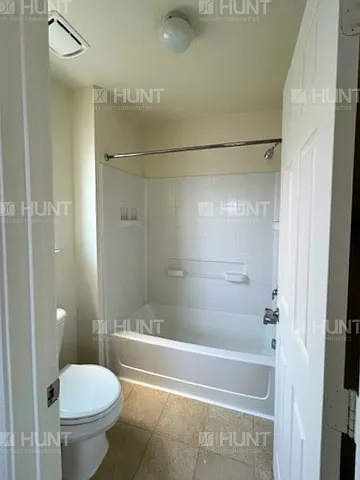 4019 Hemlock Ct — Photo 6