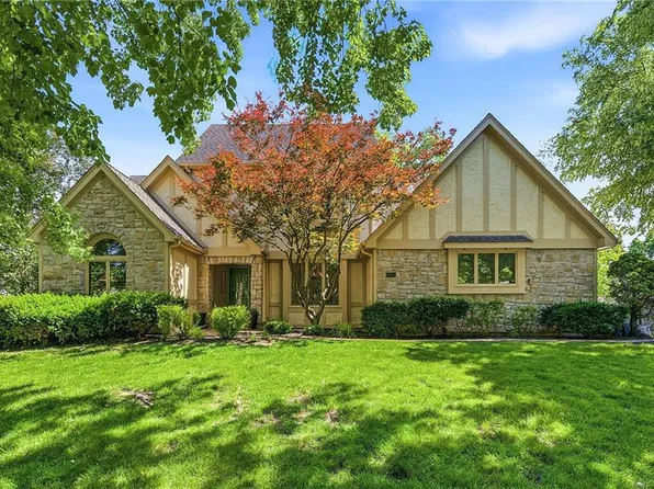 3405 W 121st St, Leawood, KS 66209
