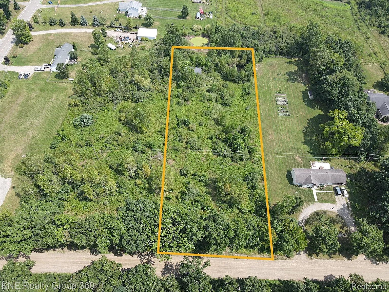 4932 Mack Rd photo 1