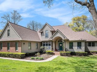 6858 Corrigan Dr, Brighton, MI 48116