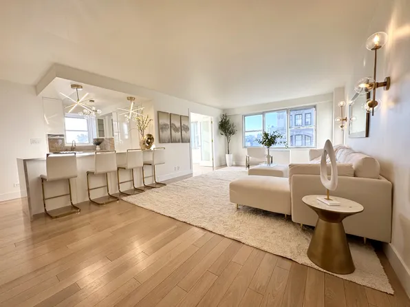 69 5th Avenue 16G image 2 of 14