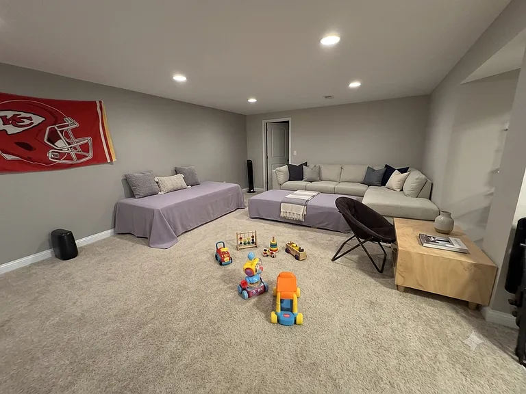 8833 Meadow Grass Ln — Photo 8