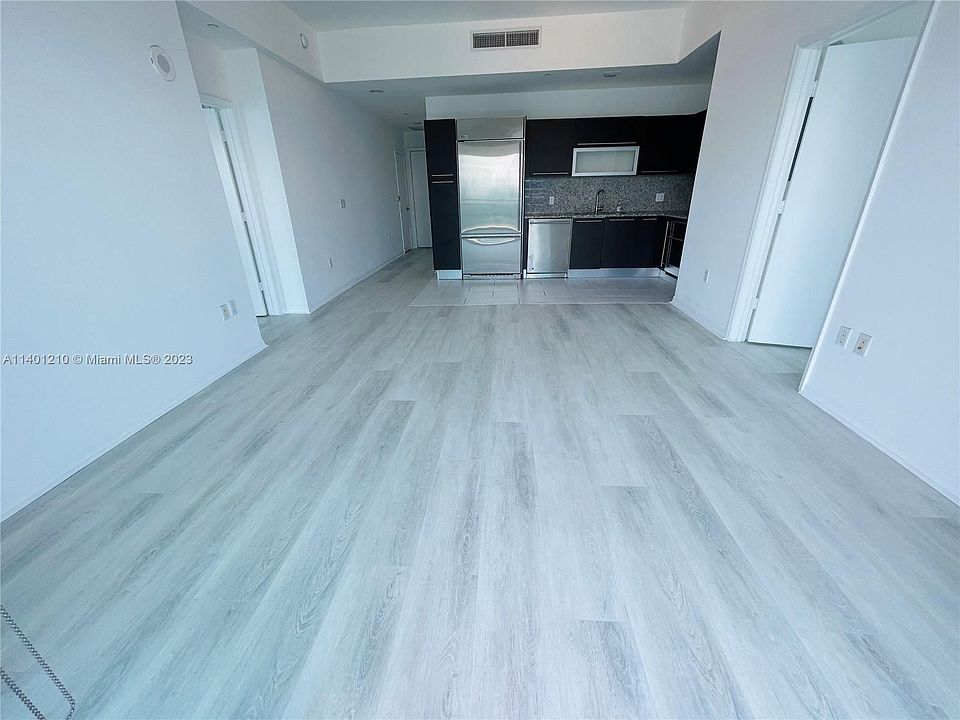 1st image of 950 Brickell Bay Dr APT 4407