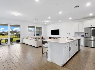 1406 Arrowhead Point Rd, Loxahatchee, FL 33470